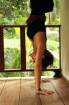 Pema Handstand